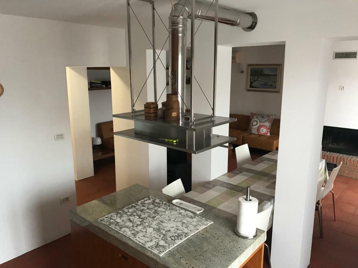 Maeli Apartment 루치야 외부 사진