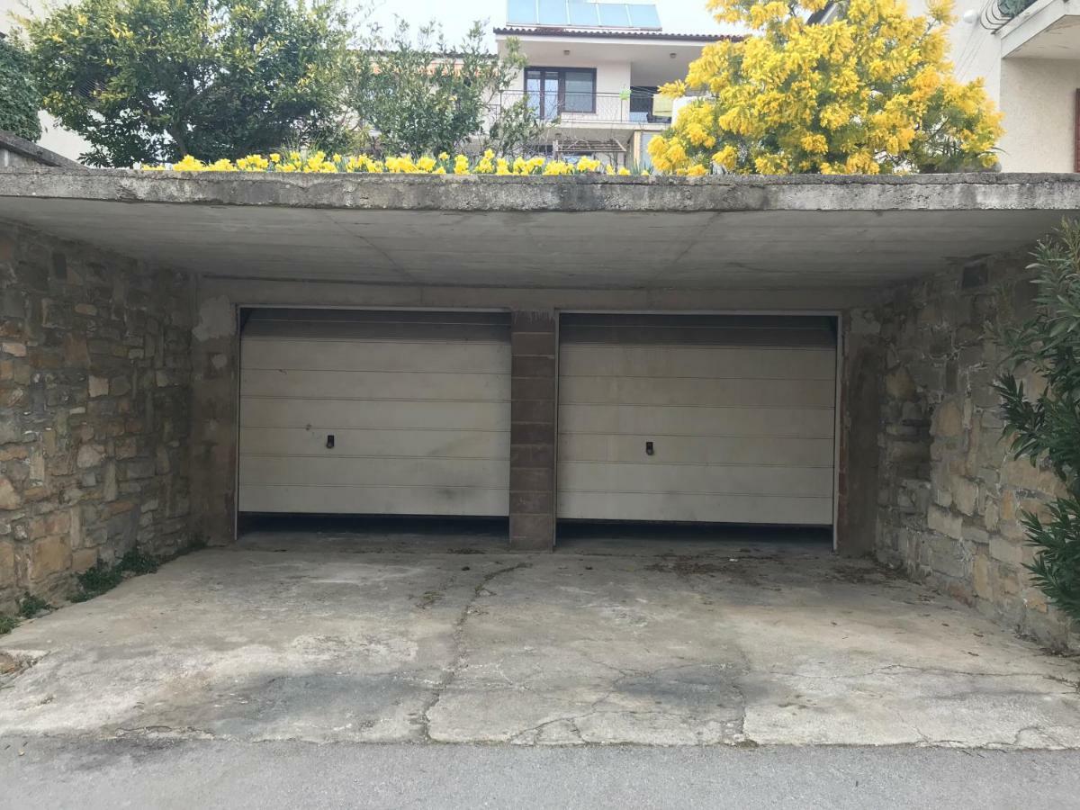 Maeli Apartment 루치야 외부 사진